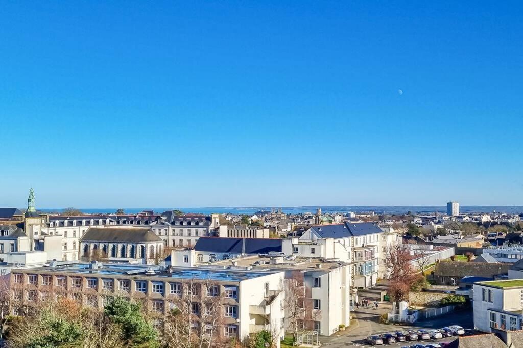 Spacieux Appartement Vue Sur Mer - Сен-Брук Екстериор снимка